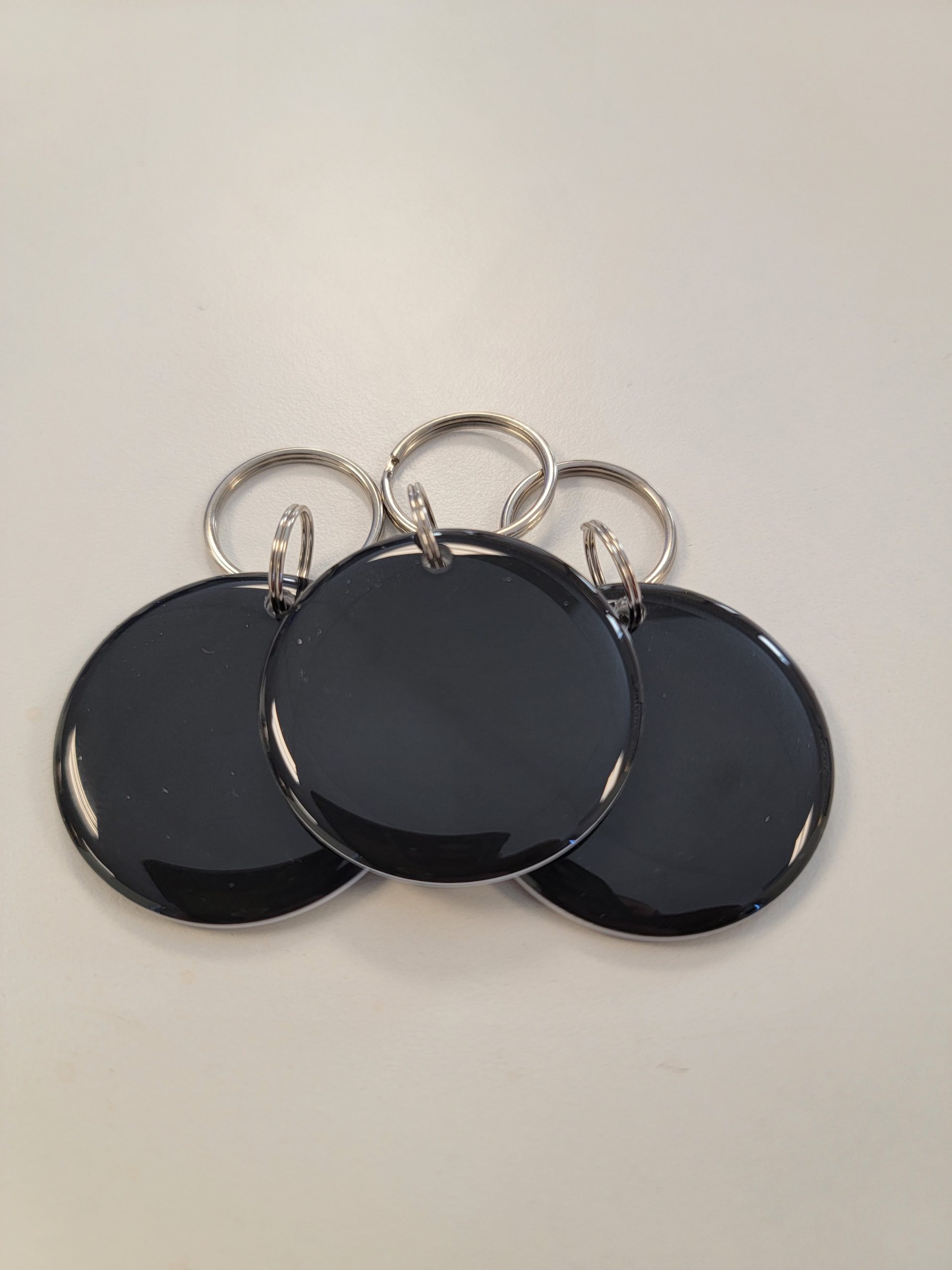 Epoxy Gloss Black MiFare Plus S 2k Key Fobs